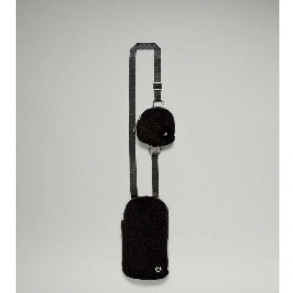Lululemon Modular Phone Cross Body - fleece - Picture 3 of 7